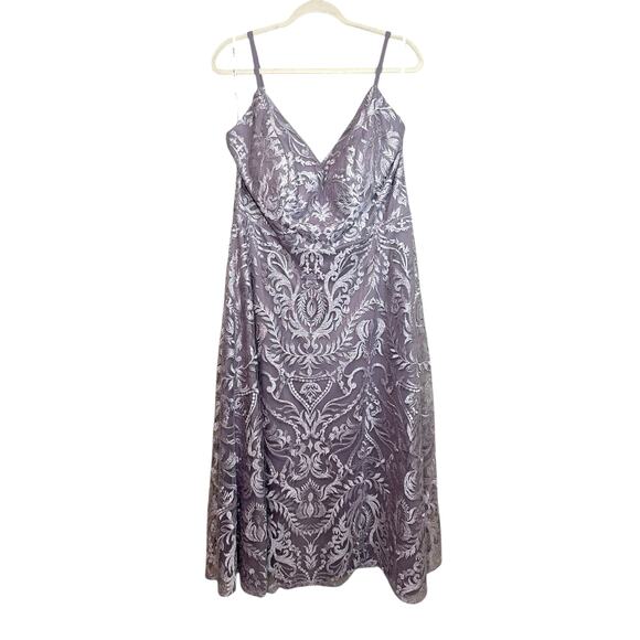 Speechless Plus Size 16 Damask Pattern V-Neck Formal Gown Lavender Prom Formal - Picture 3 of 16